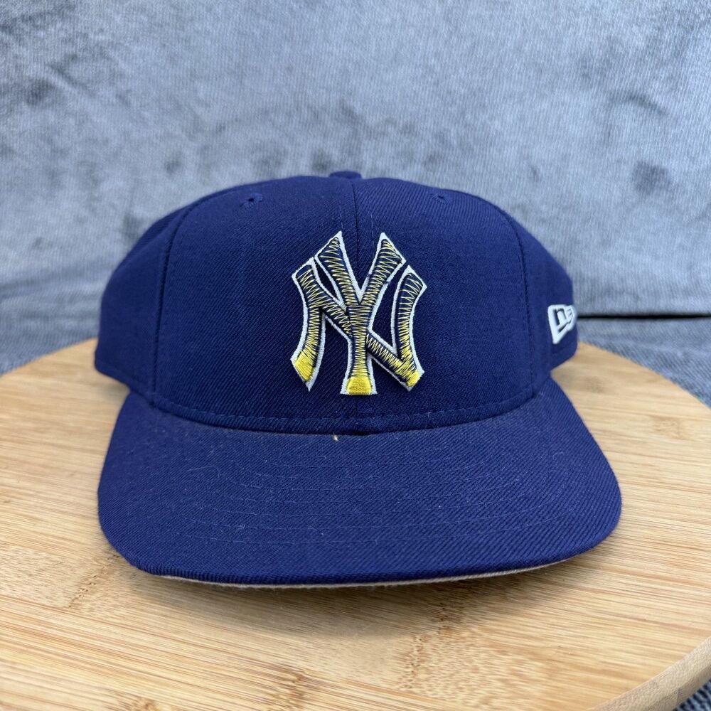 New York Yankees Hat Cap Fitted Mens 7 1/2 Blue MLB Baseball New Era Wool USA